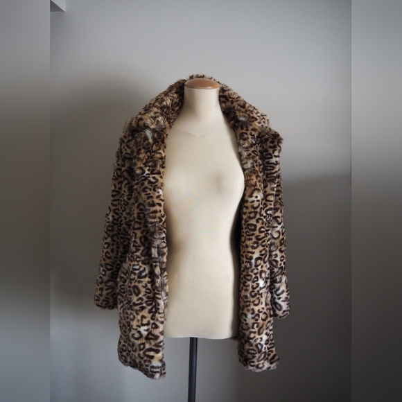 Design Lab Leopard Faux Fur Jacket - Picture 5 of 5